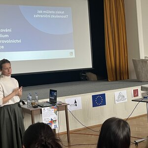 Přednáška " Příležitost pro mladé "